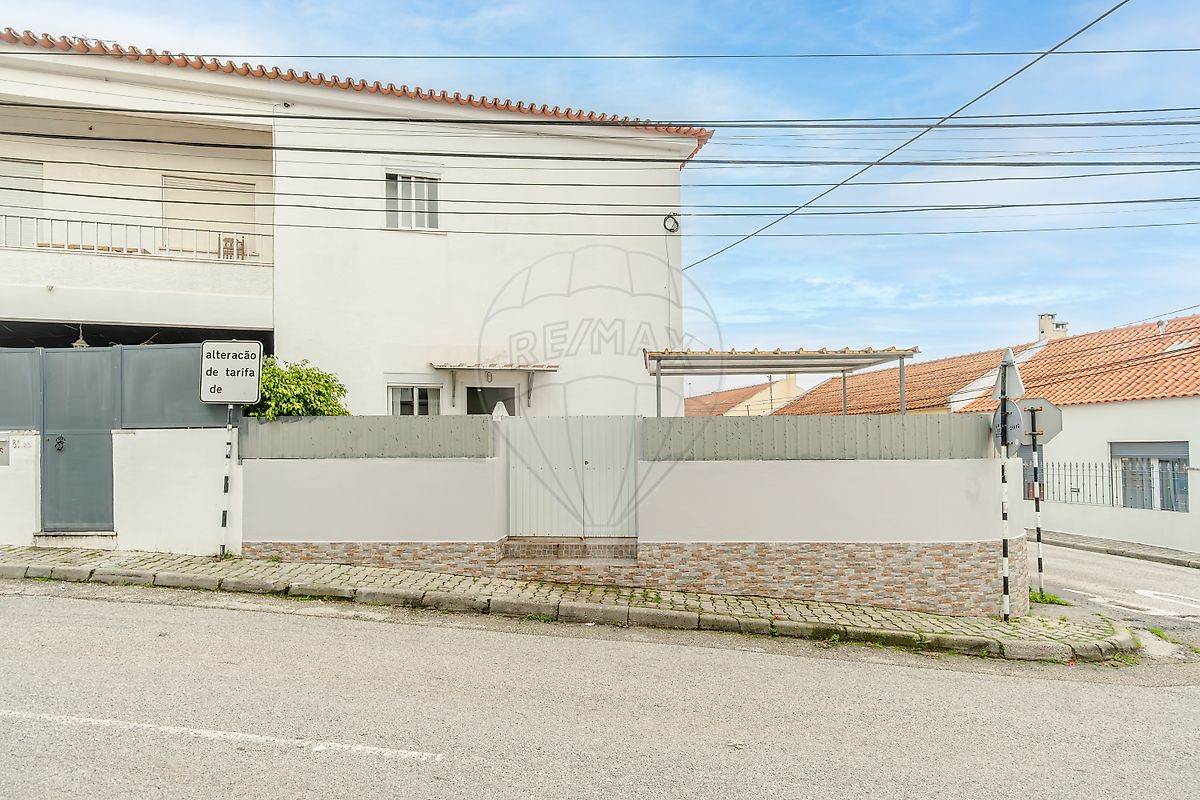 Moradia T4 à venda em Seixal