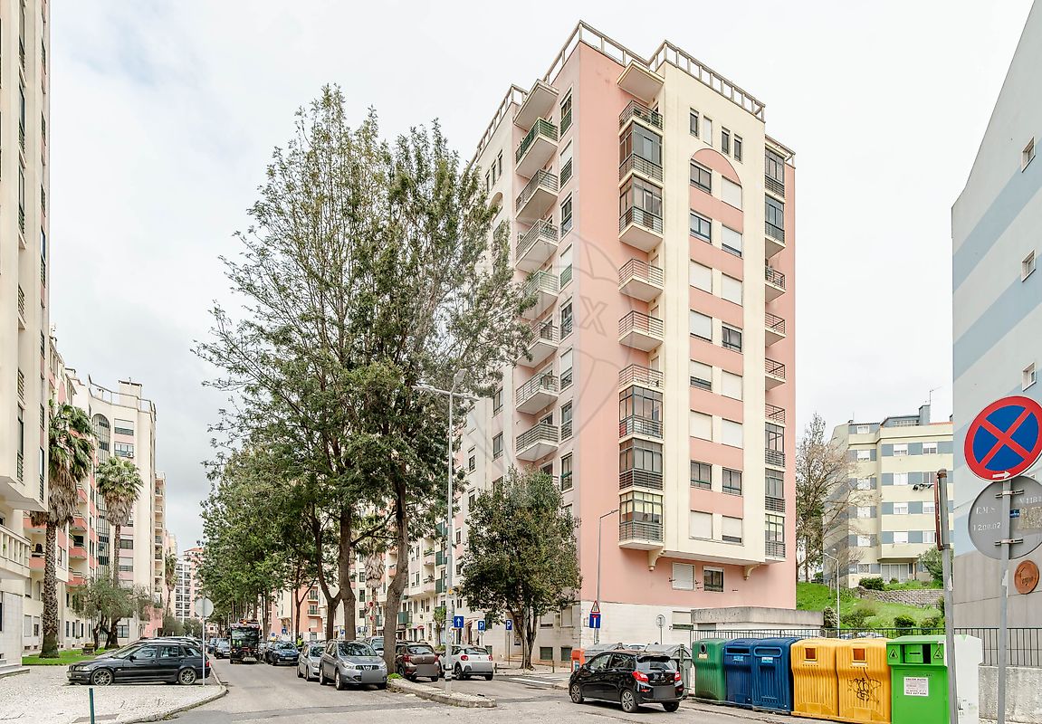 Apartamento T3 à venda em Sintra