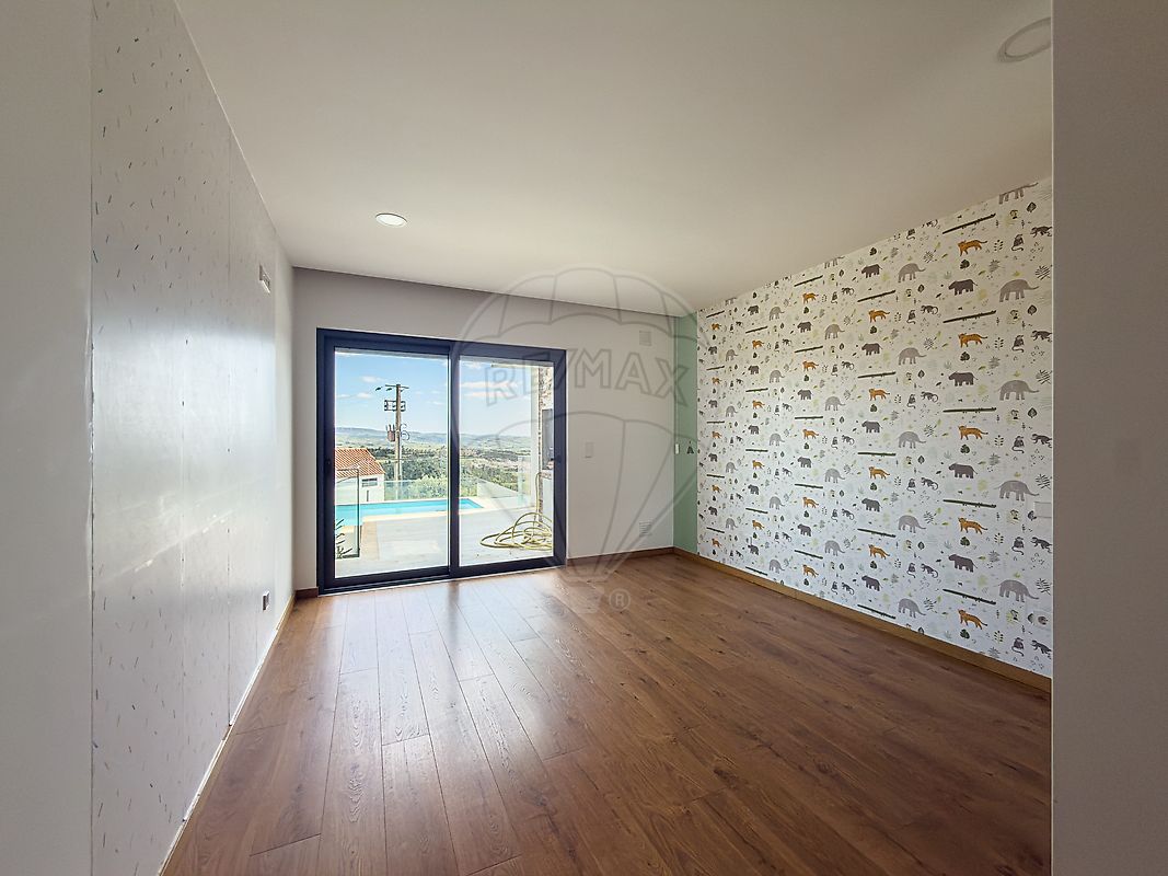 Moradia T4 à venda em Carvoeira e Carmões, Torres Vedras — foto 25