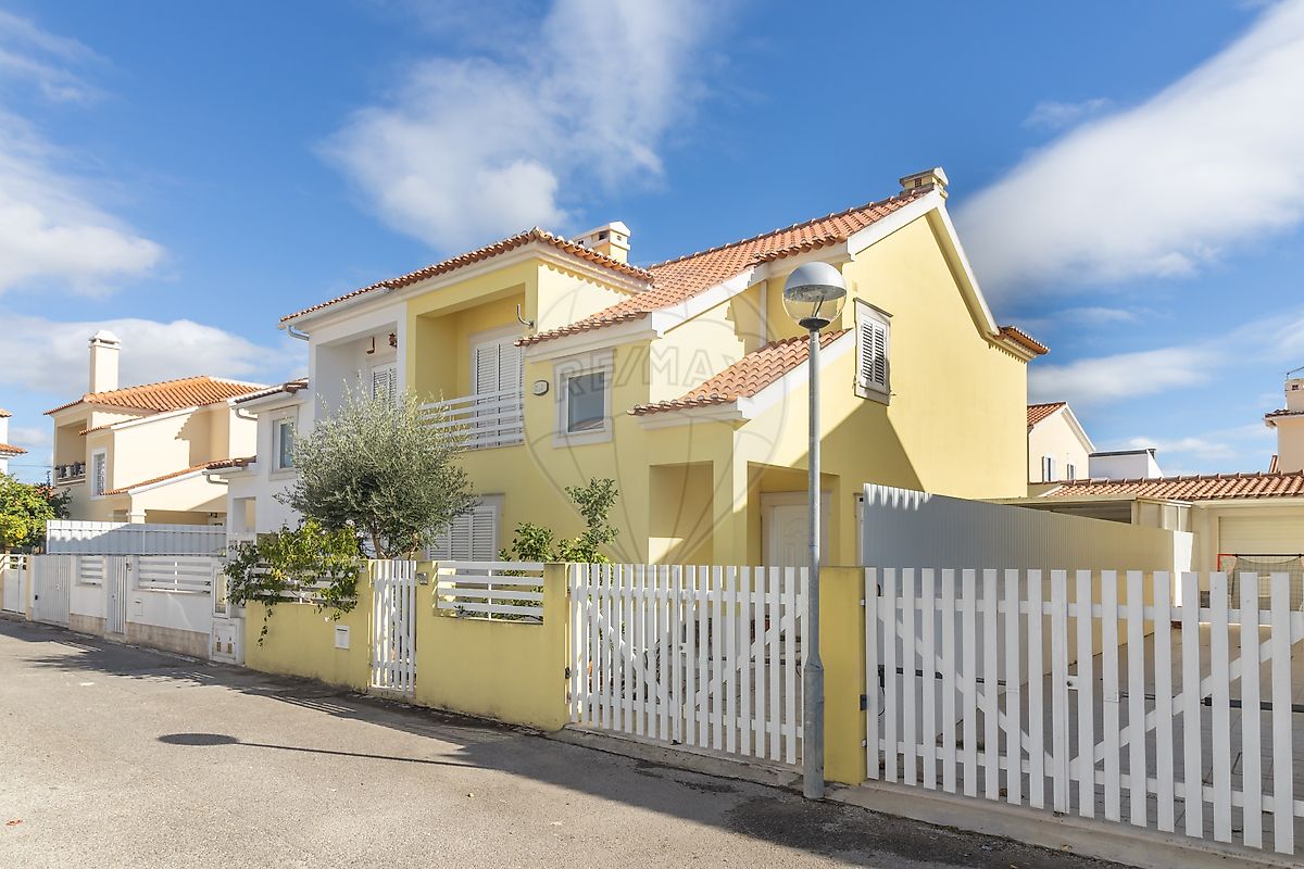 Apartamento T3 à venda em Setúbal