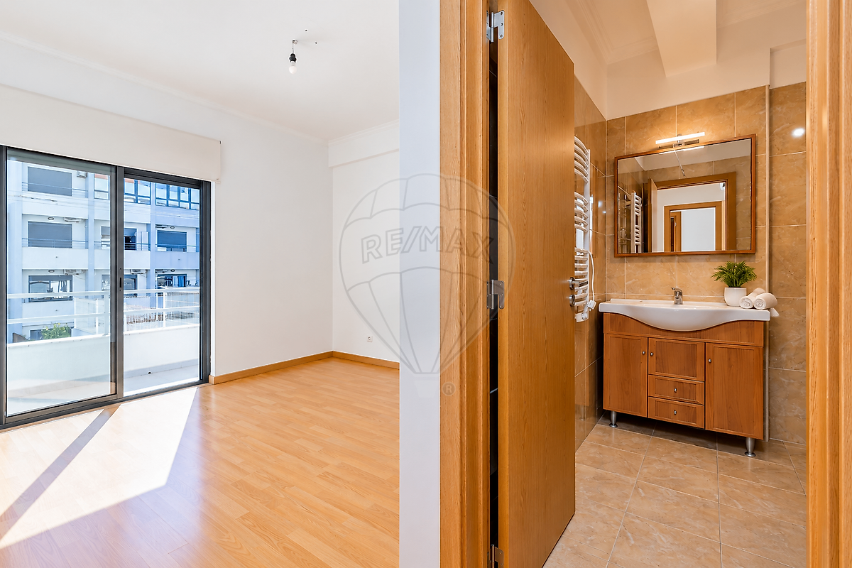 Apartamento T3 à venda em Charneca de Caparica e Sobreda, Almada — foto 18