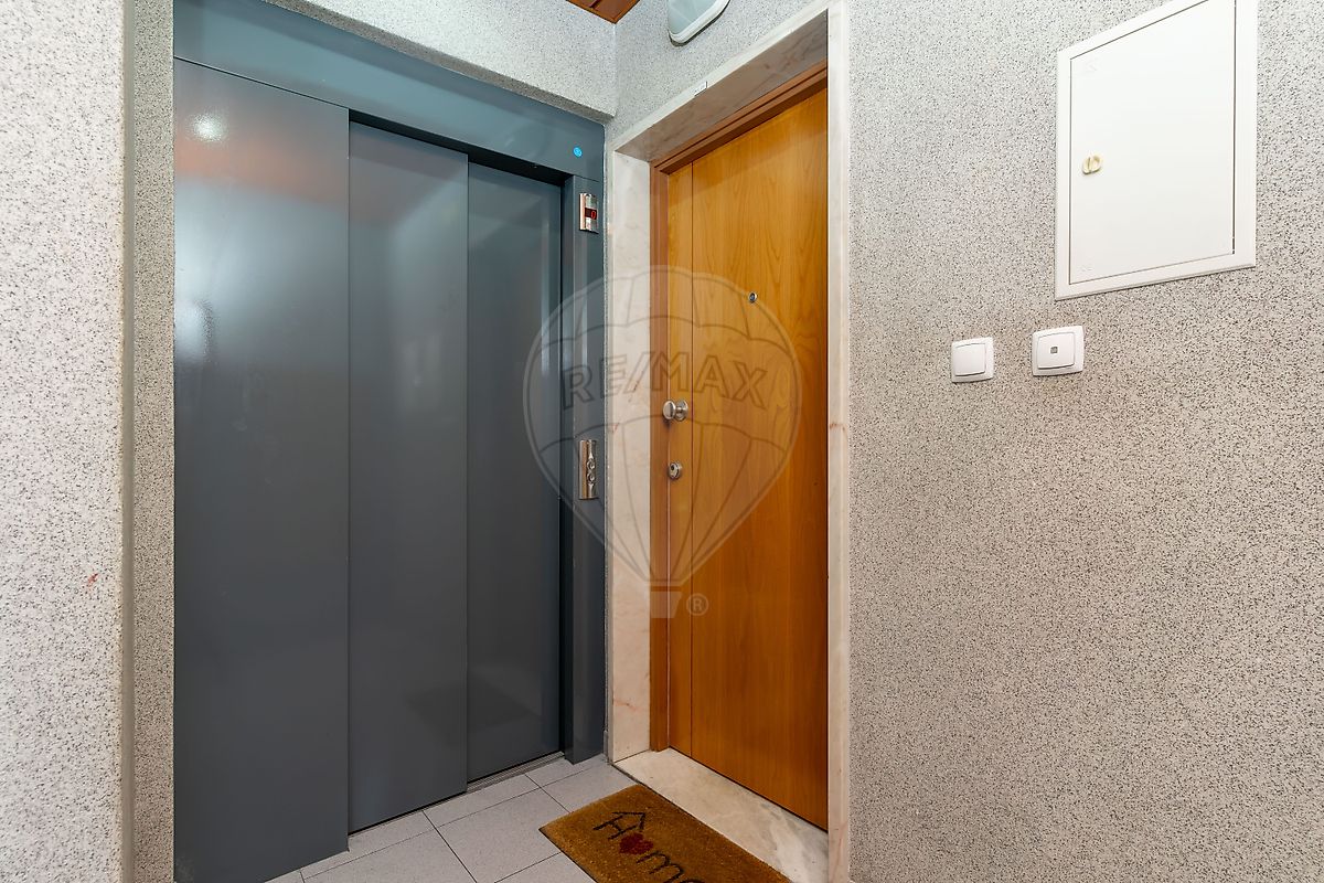 Apartamento T3 à venda em Charneca de Caparica e Sobreda, Almada — foto 36