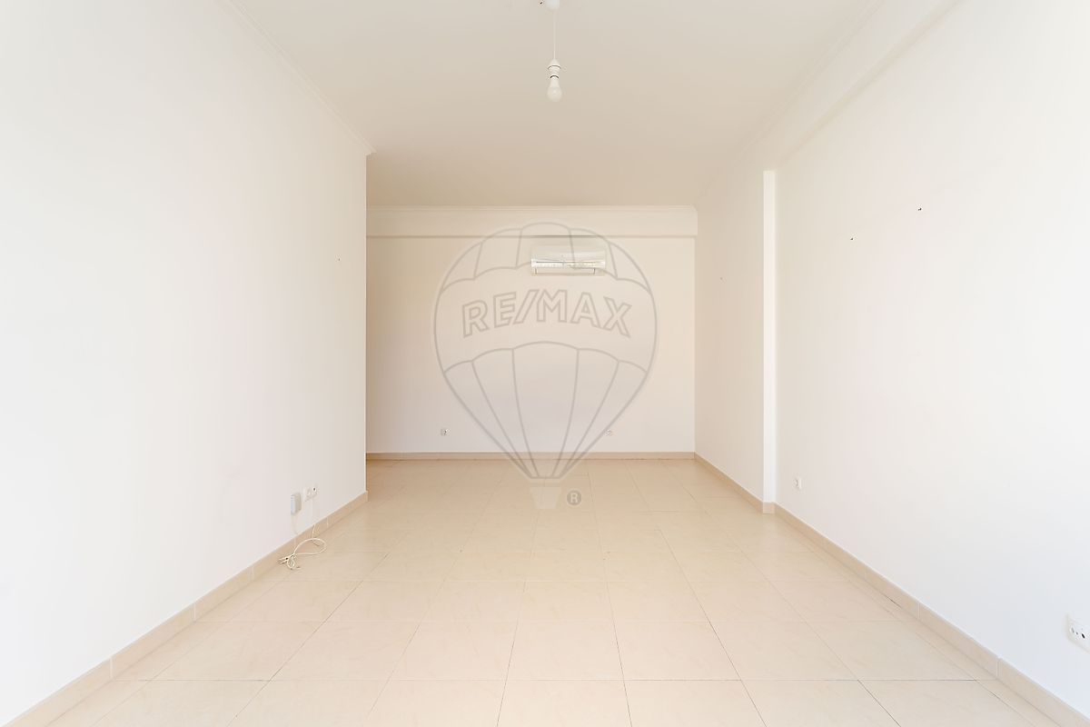 Apartamento T3 à venda em Charneca de Caparica e Sobreda, Almada — foto 8