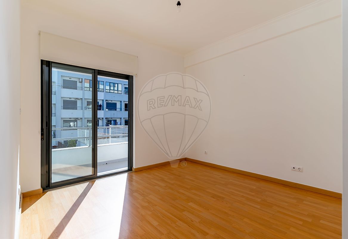 Apartamento T3 à venda em Charneca de Caparica e Sobreda, Almada — foto 16