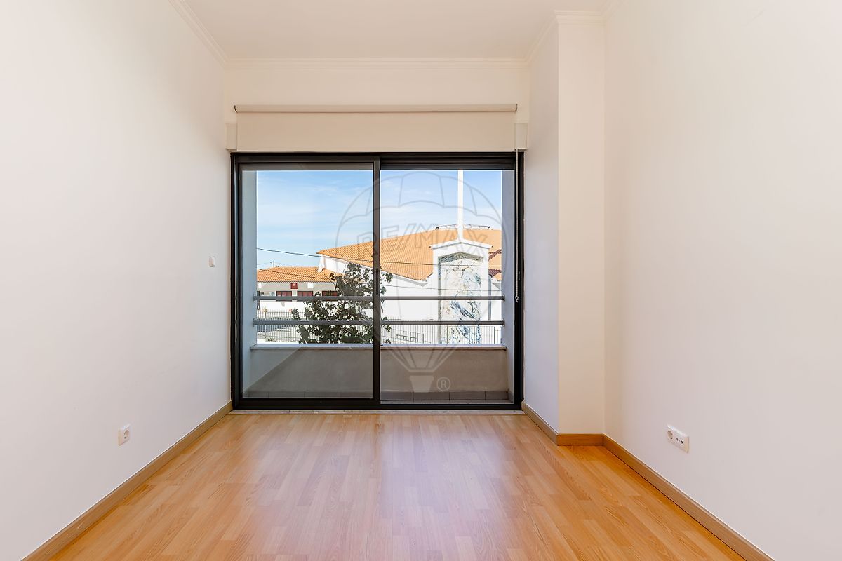 Apartamento T3 à venda em Charneca de Caparica e Sobreda, Almada — foto 24