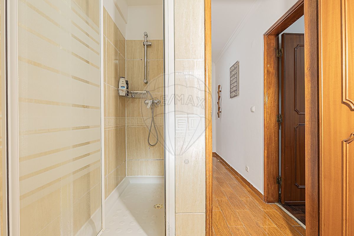 Apartamento T2 à venda em Charneca de Caparica e Sobreda, Almada — foto 32