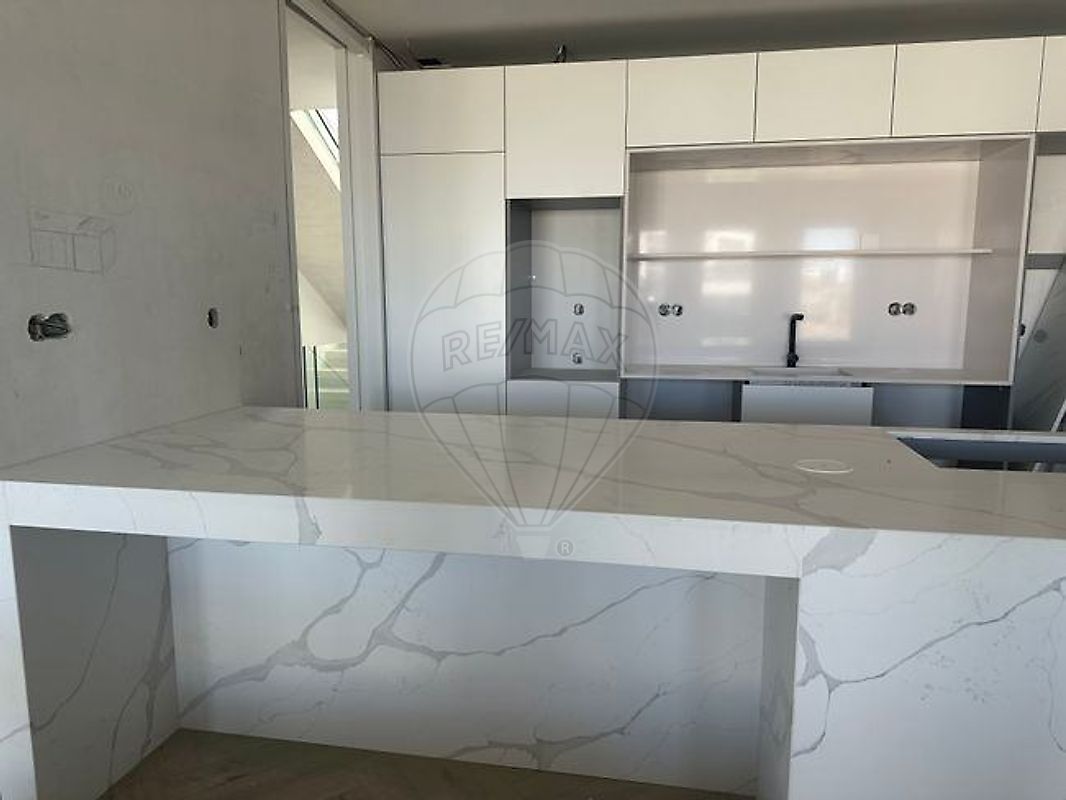 listing 122141230-106 picture-0