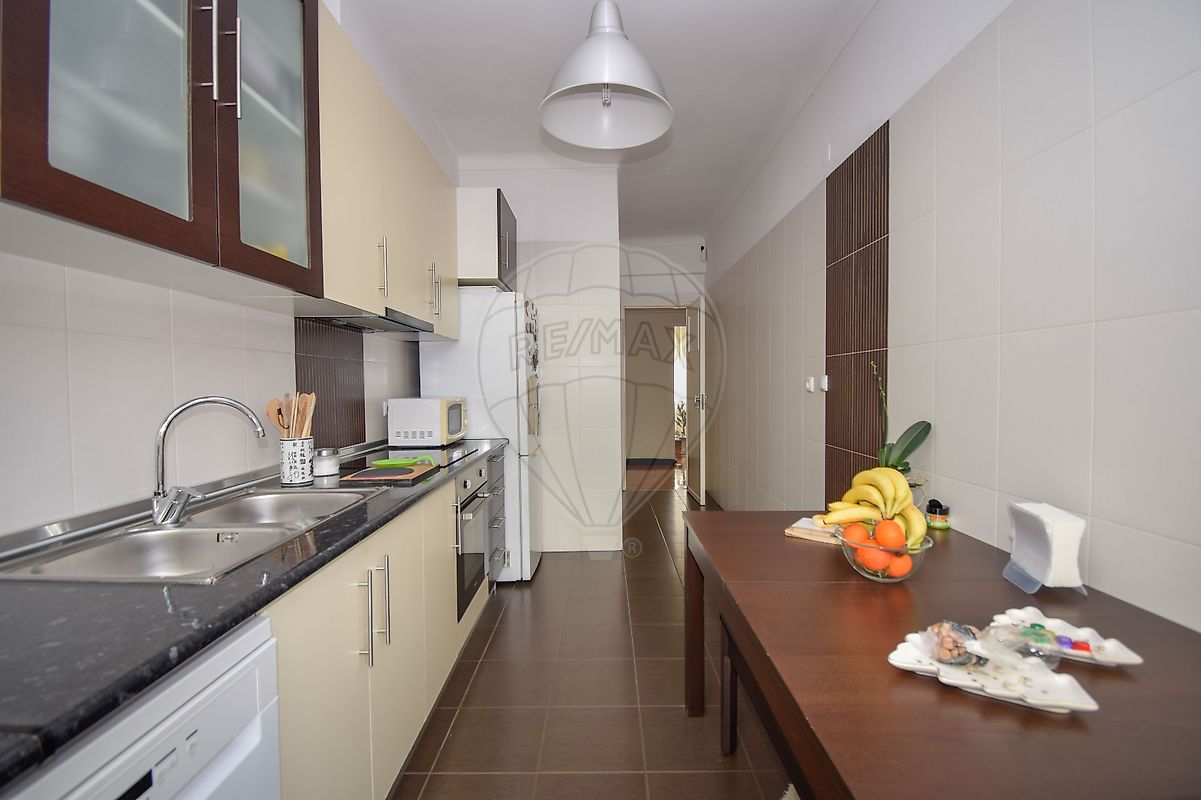 listing 122141386-18 picture-0