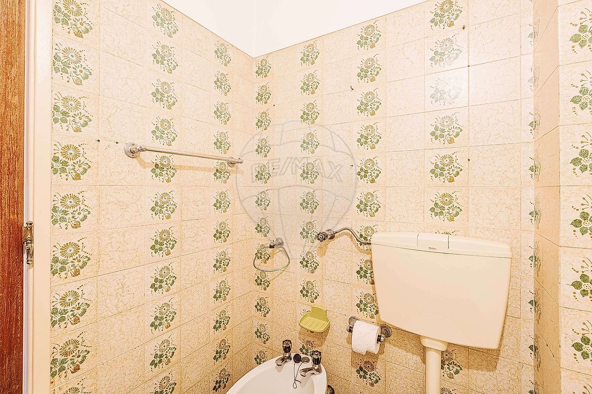 listing 122141226-75 picture-0