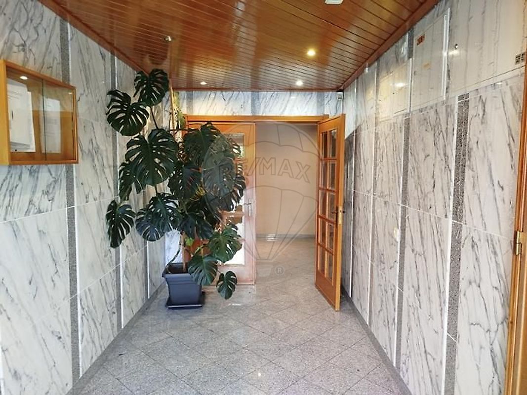 listing 122141450-3 picture-0