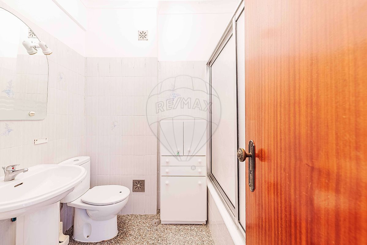 Apartamento T2 à venda em Agualva e Mira-Sintra, Sintra — foto 16