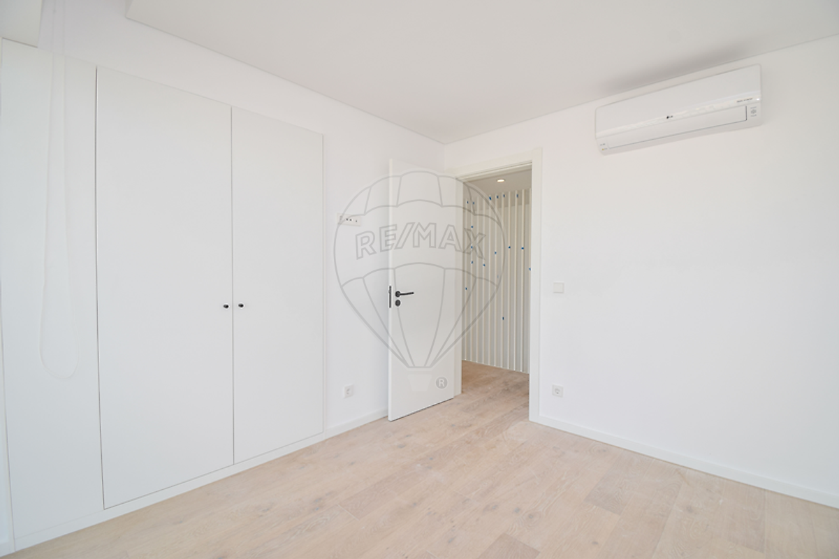 Apartamento T4 à venda em Alto do Seixalinho, Santo André e Verderena, Barreiro — foto 9
