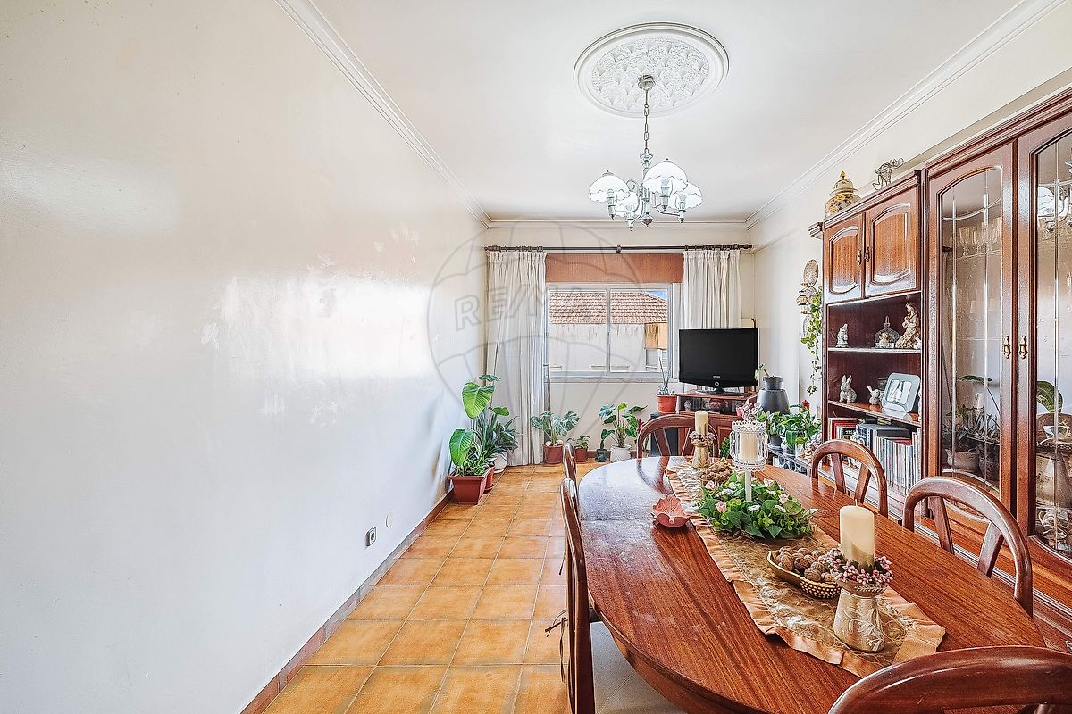 Apartamento T3 à venda em Sintra