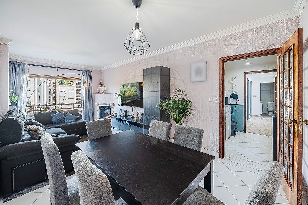 Apartamento T2 à venda em Sintra