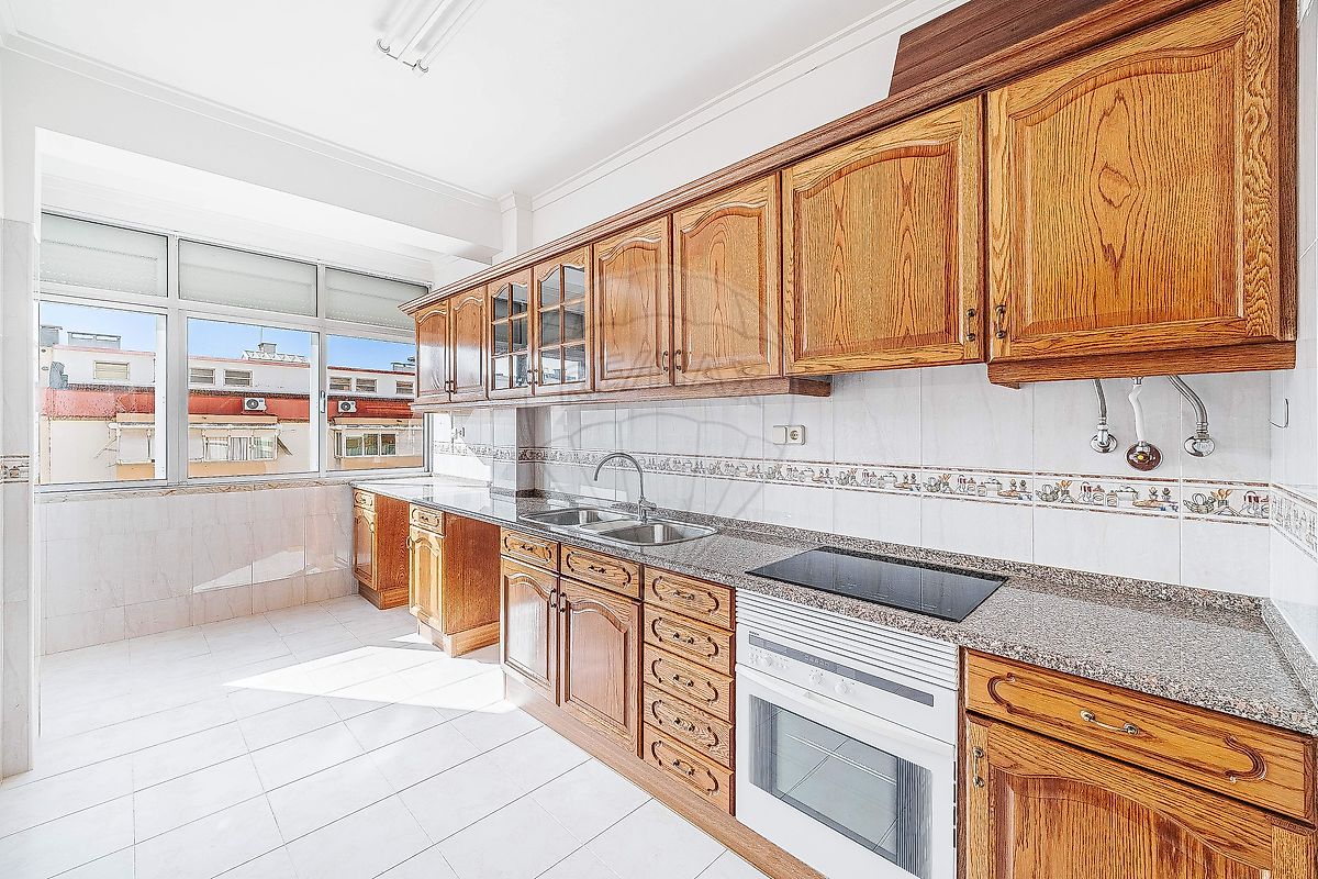 Apartamento T3 à venda em Odivelas