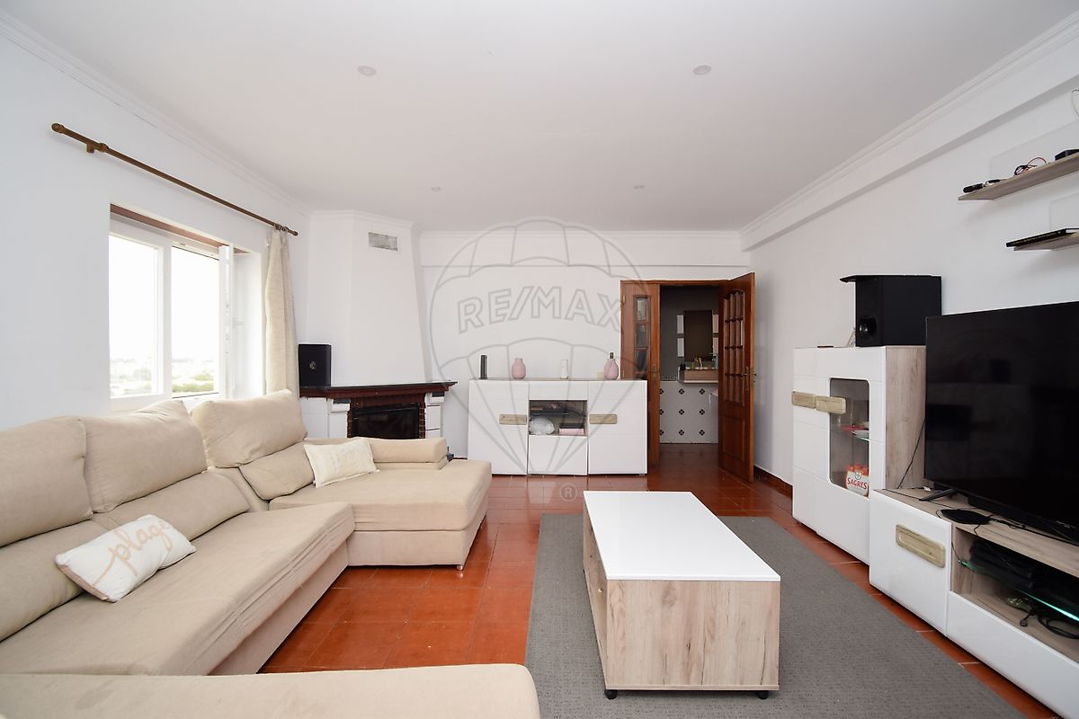 Apartamento T3 à venda em Alenquer