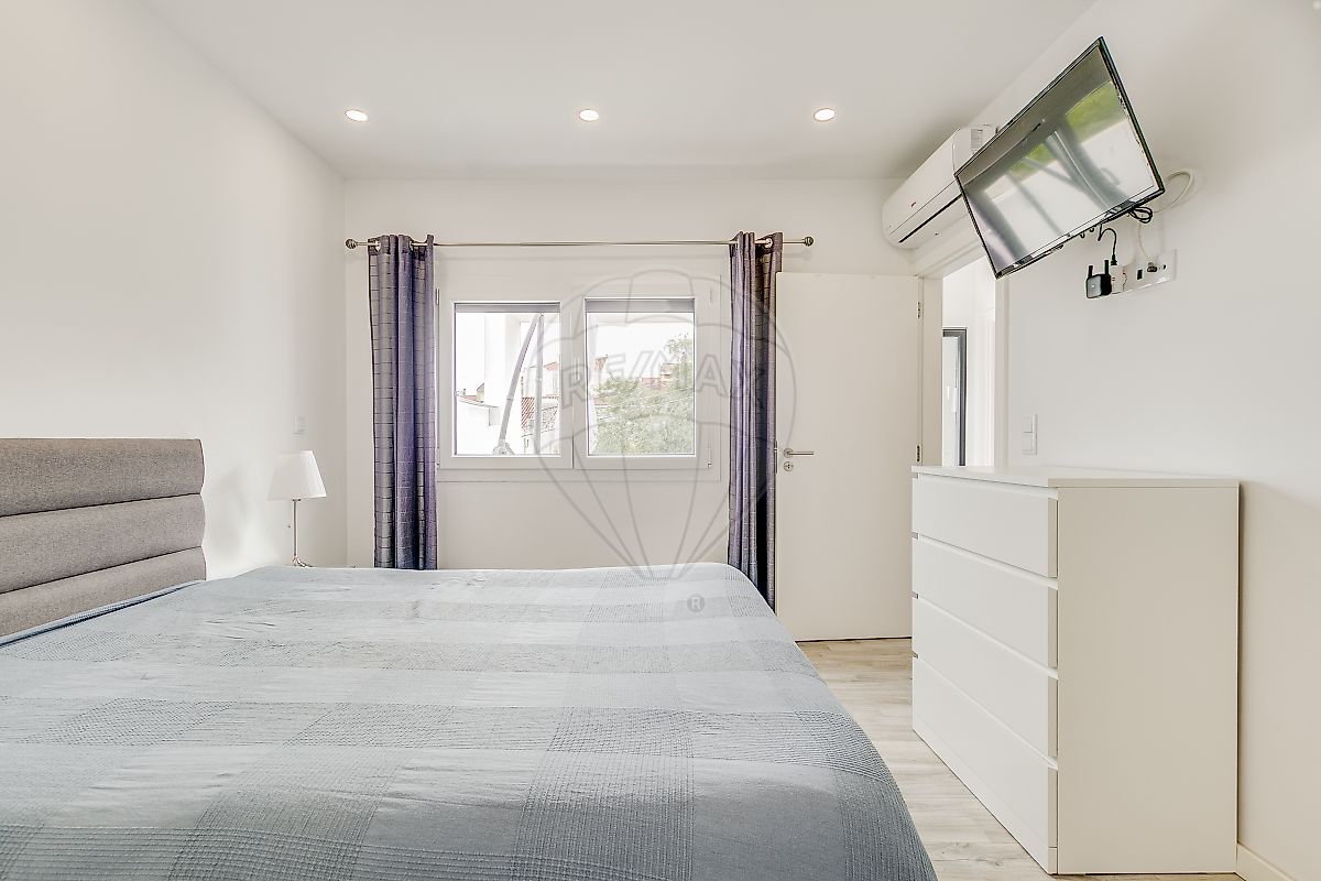 listing 122171044-204 picture-0