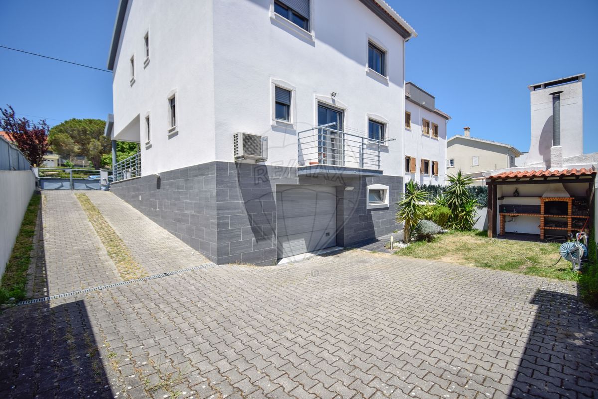 listing 122171088-53 picture-0