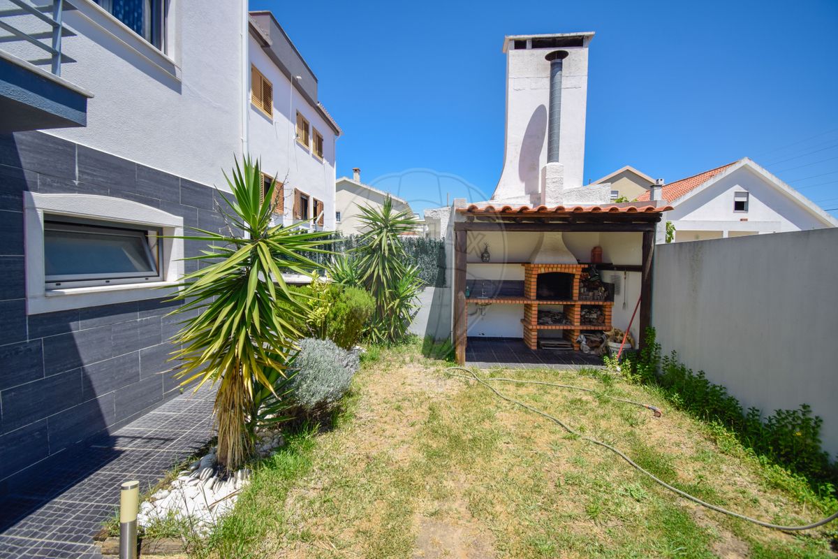 listing 122171088-53 picture-0