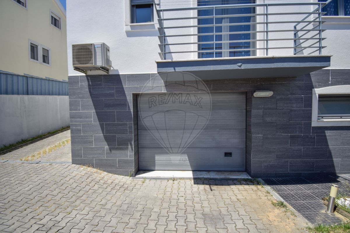 listing 122171088-53 picture-0
