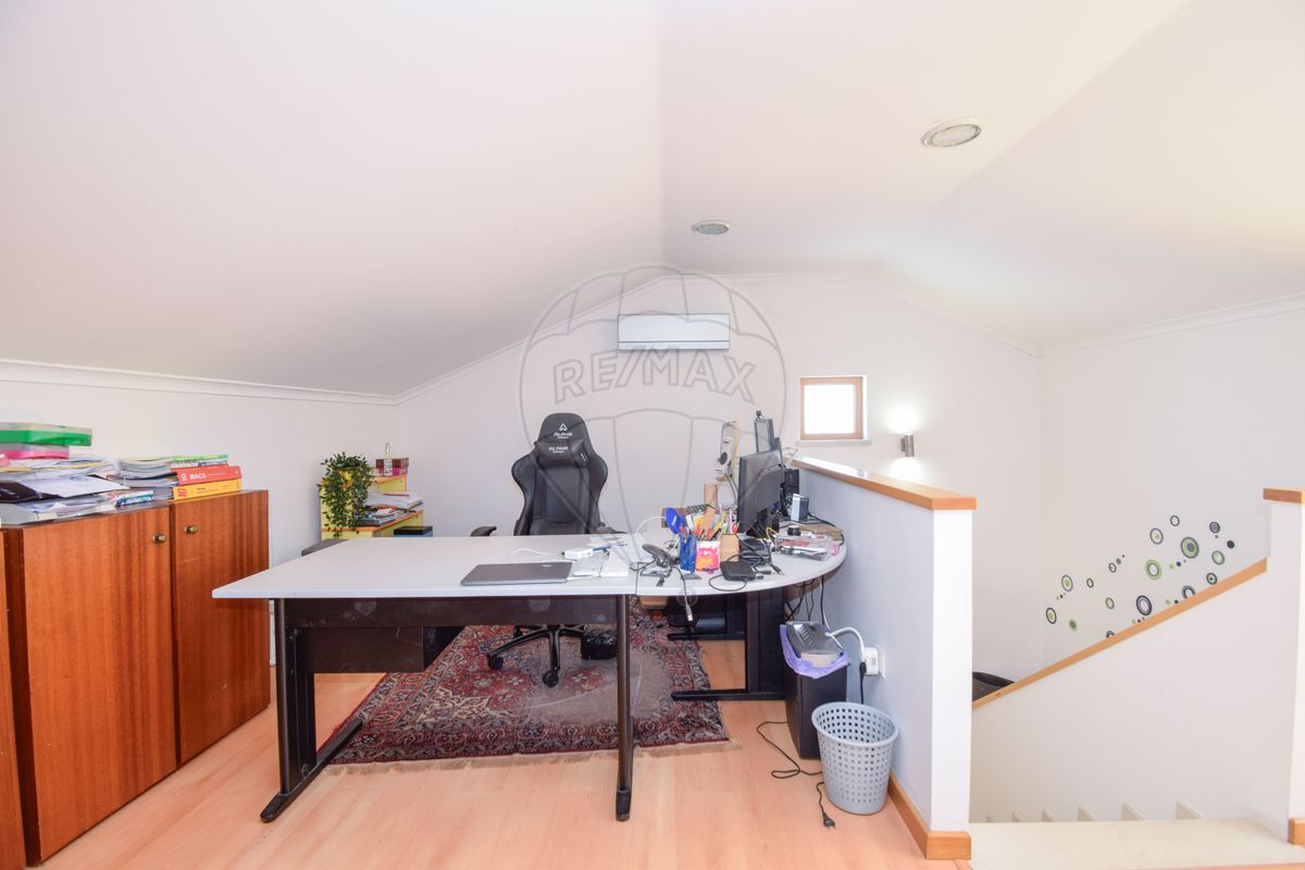 listing 122171088-53 picture-0