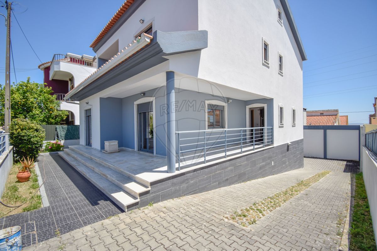 listing 122171088-53 picture-0