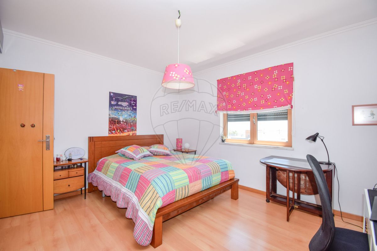 listing 122171088-53 picture-0