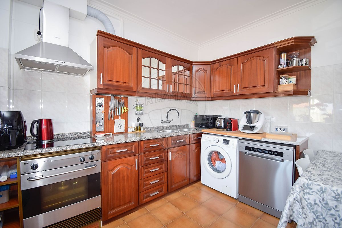 listing 122171088-54 picture-0