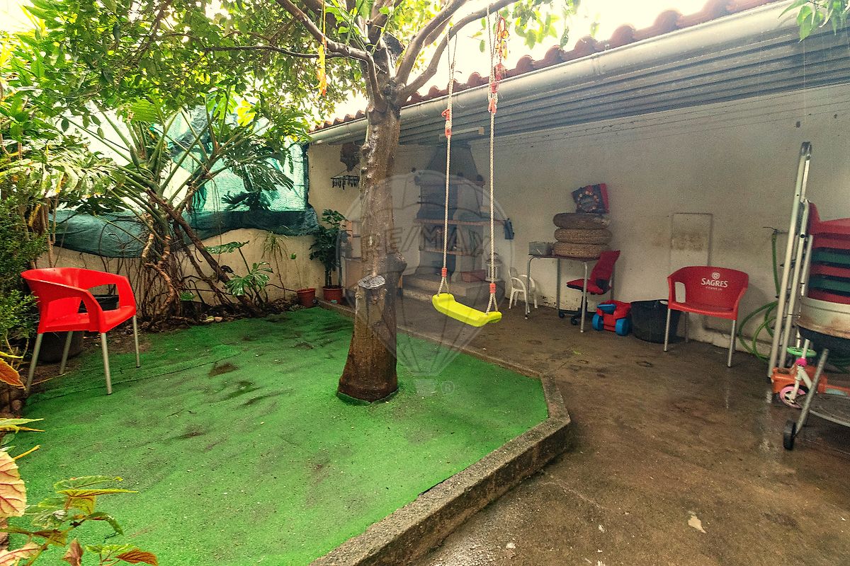 Apartamento T2 à venda em Loures