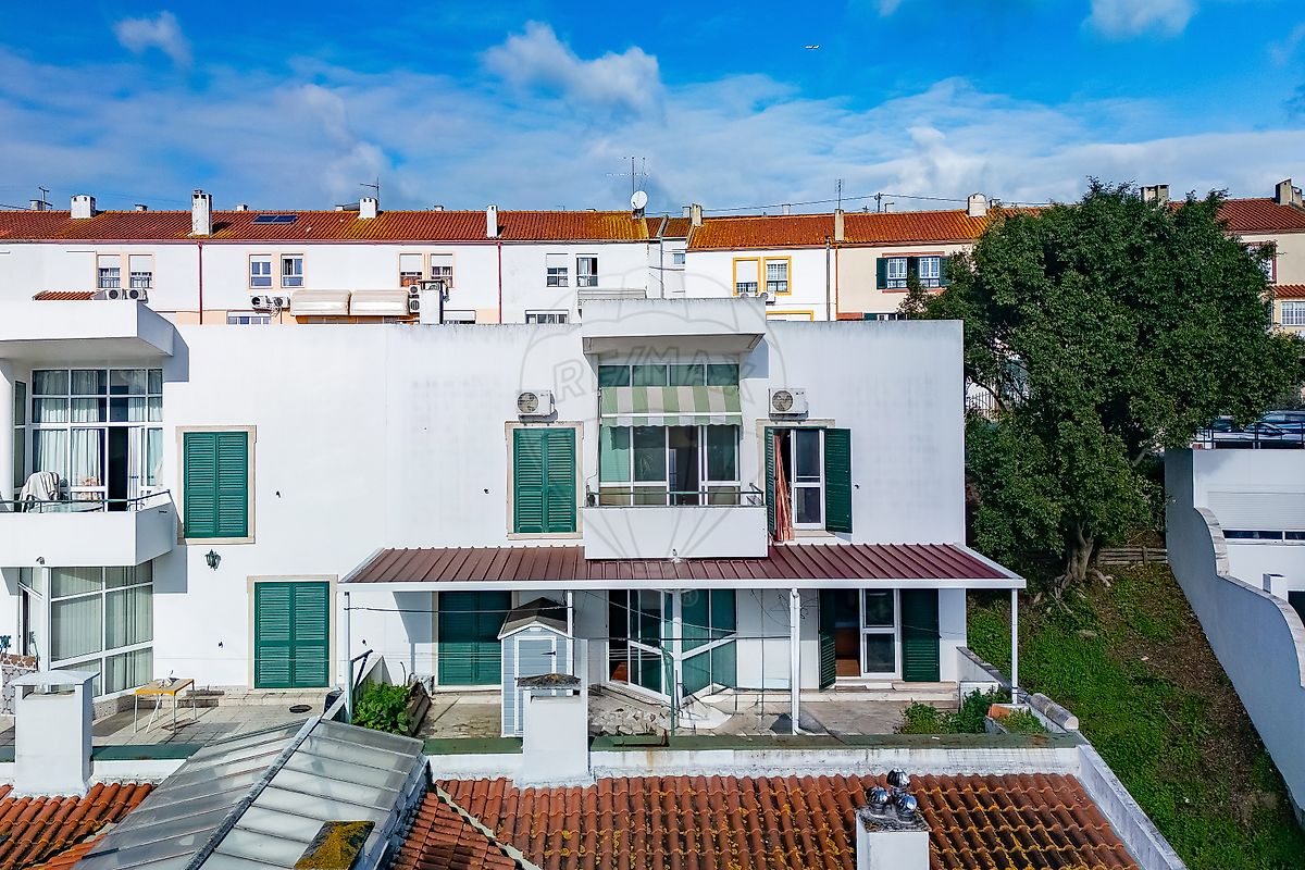 Moradia T5 à venda em Vila Franca de Xira