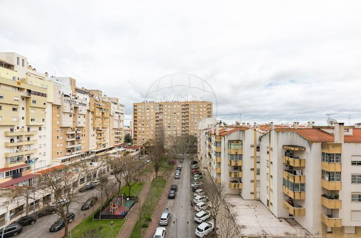 Apartamento T2 à venda em Alenquer