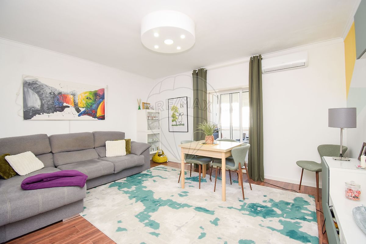 Apartamento T3 - Santa Iria de Azoia, São João da Talha e Bobadela, Loures, Lisboa