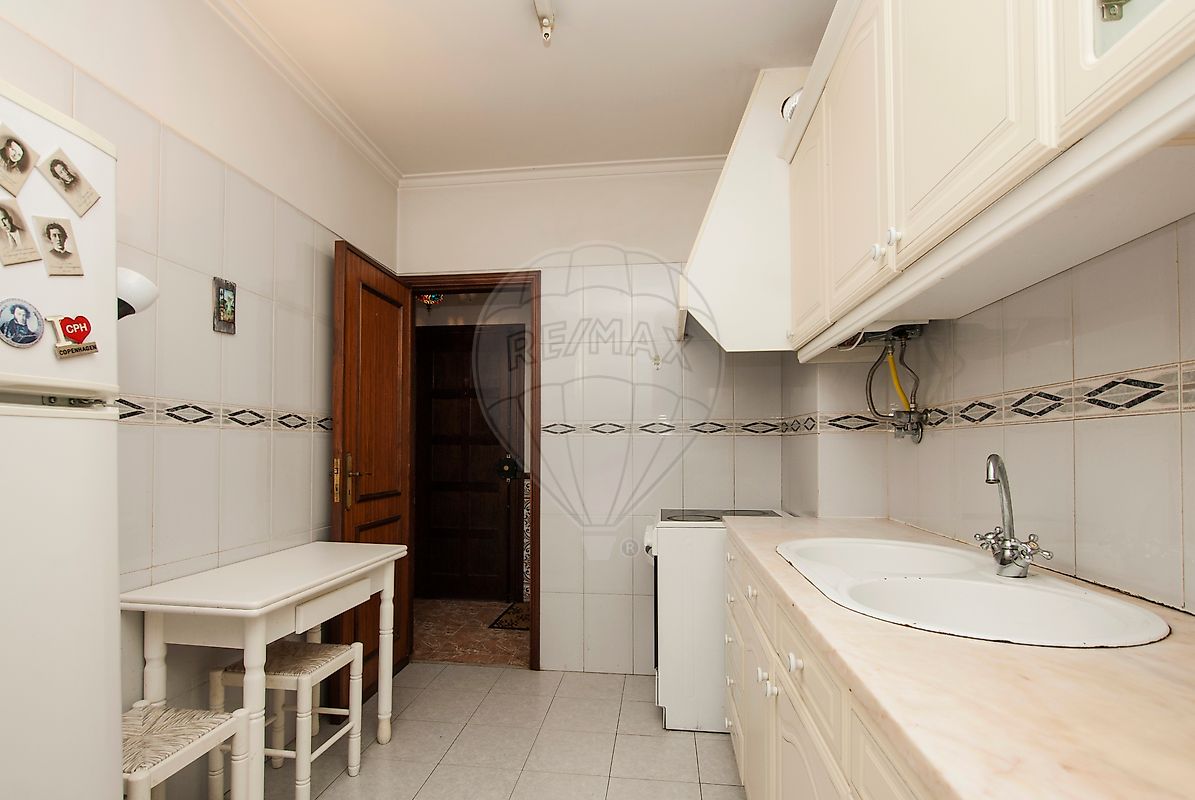 listing 122181571-1 picture-0