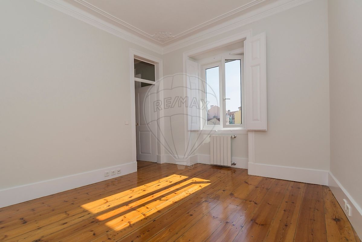 listing 122181148-289 picture-0