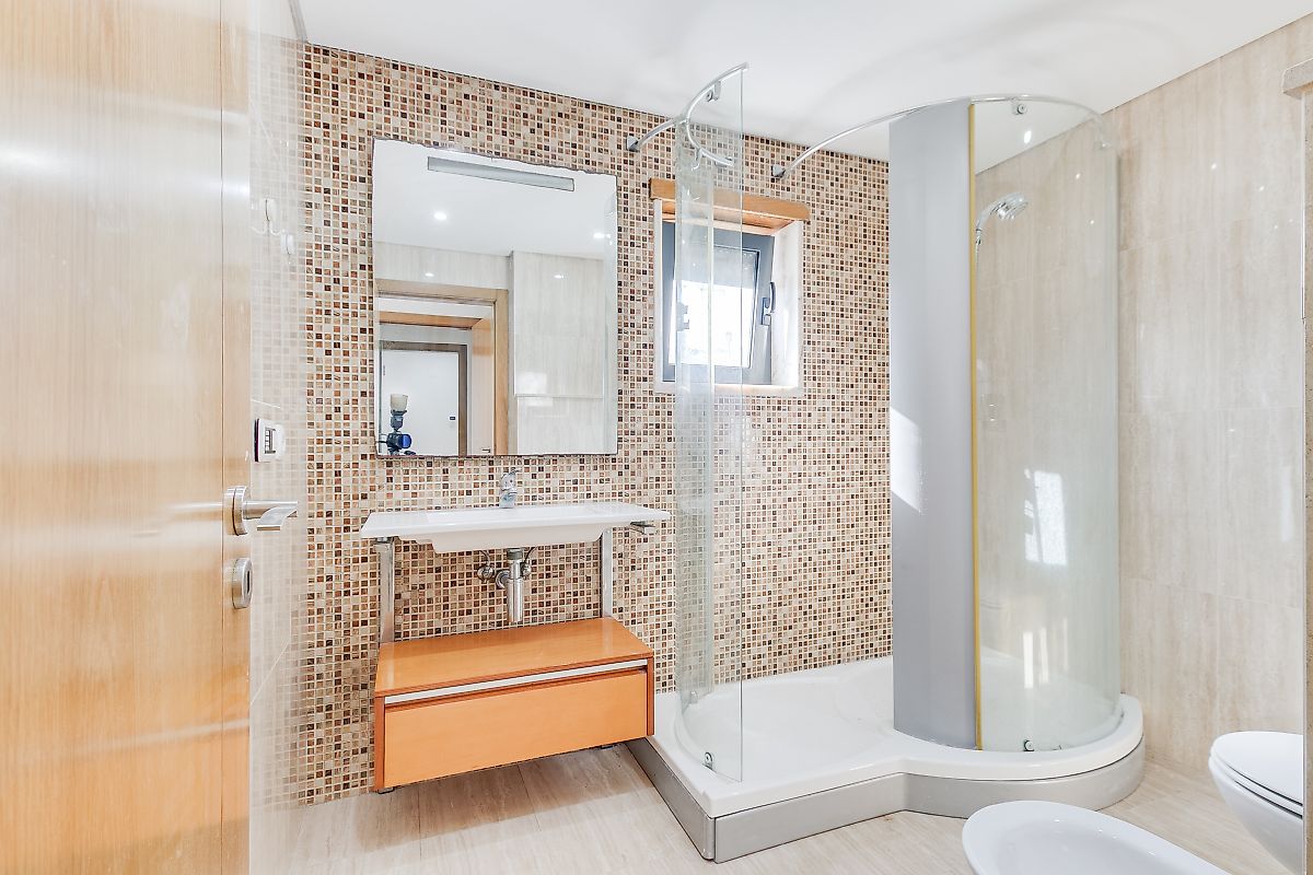 listing 122181528-66 picture-0