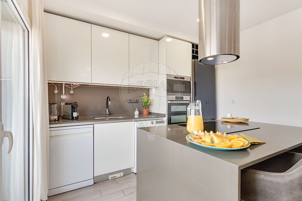 Apartamento T2 para arrendar em Odivelas
