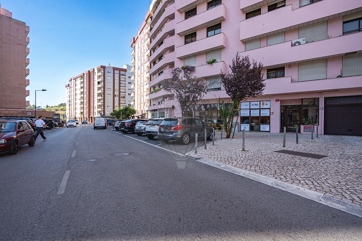 Apartamento T5 à venda em São domingos de Benfica, Lisboa — foto 26