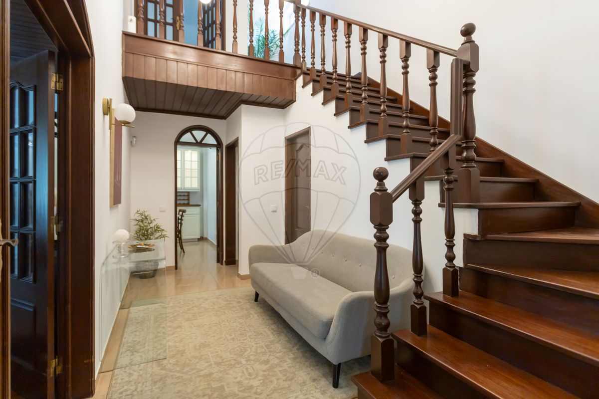listing 122191409-295 picture-0