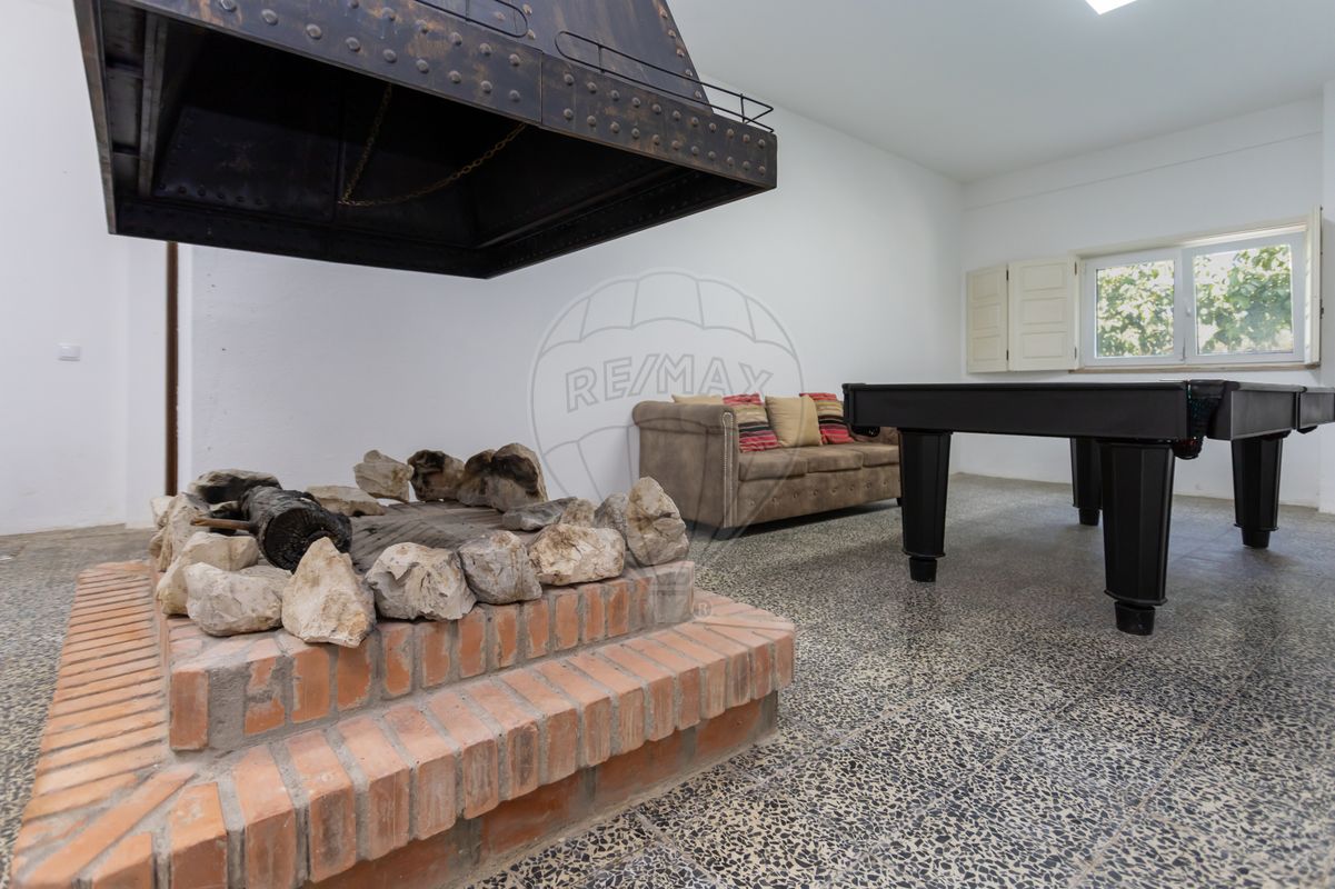 listing 122191409-295 picture-0