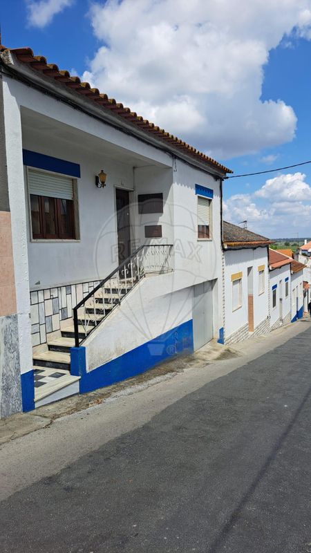 Moradia T2 para venda