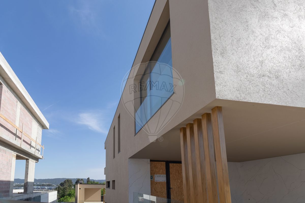 listing 122211058-878 picture-0