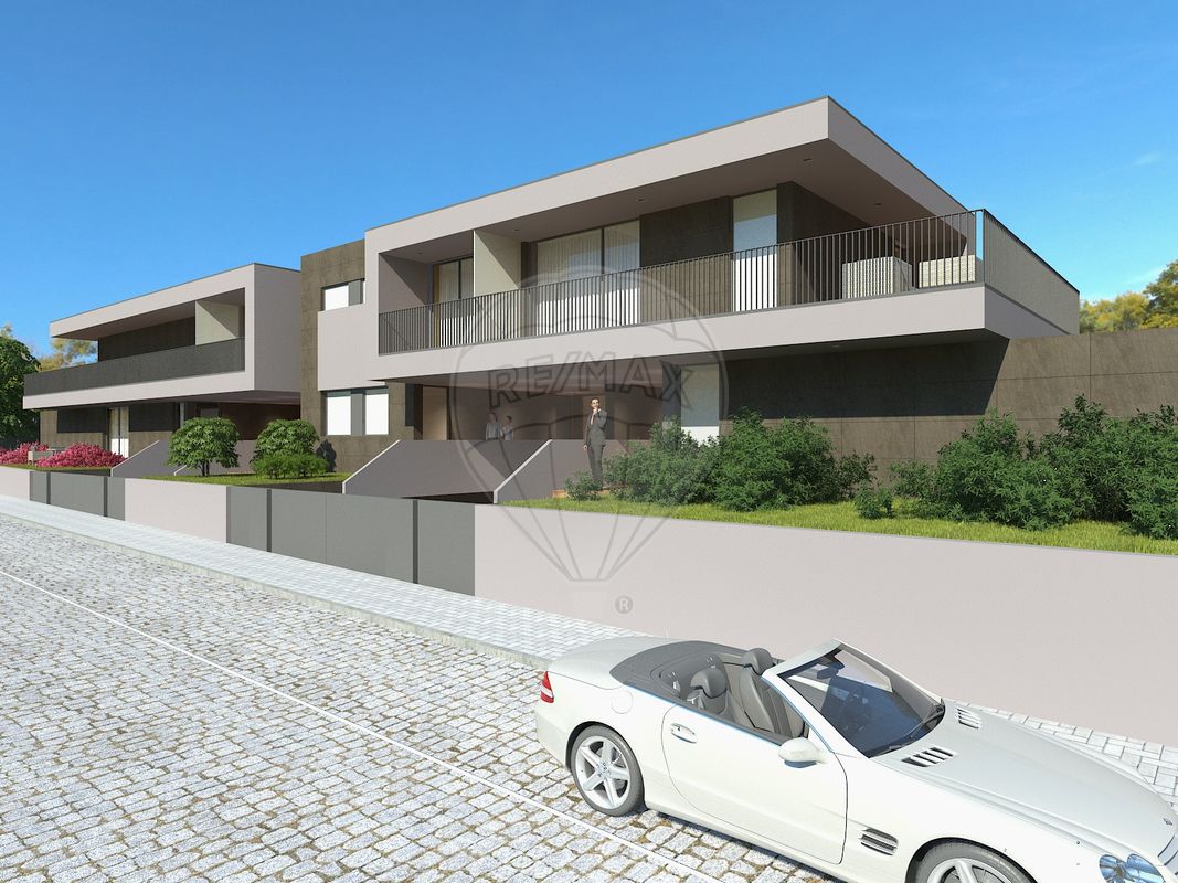 Moradia T4 para venda