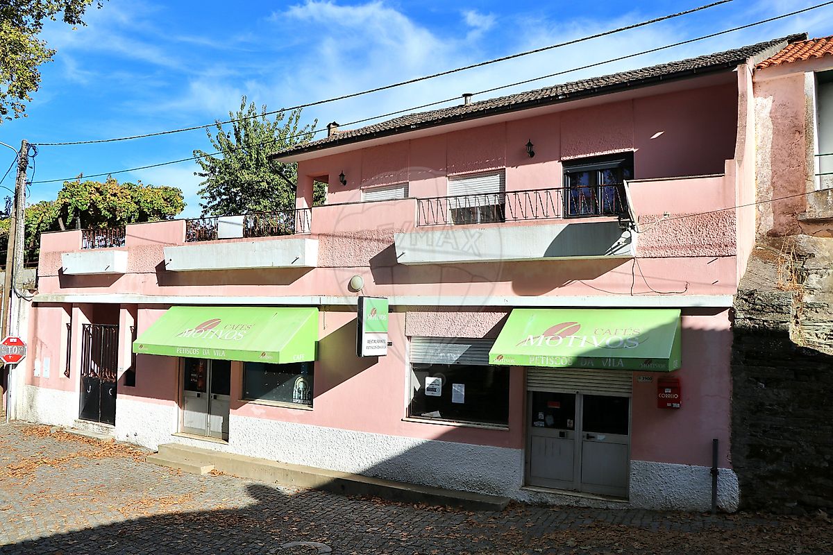 Moradia T6 para venda