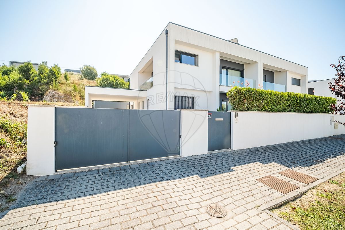 Apartamento T3 à venda em Penafiel