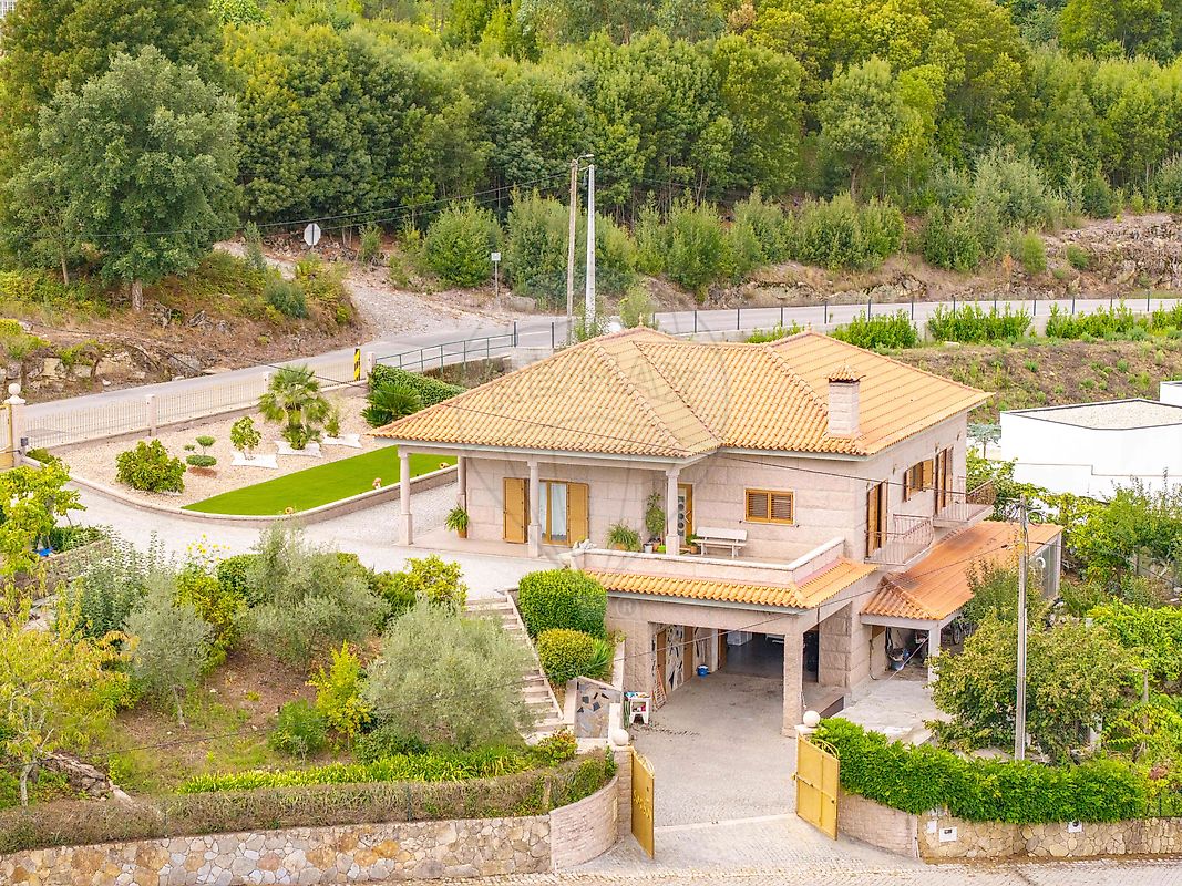Apartamento T3 à venda em Penafiel
