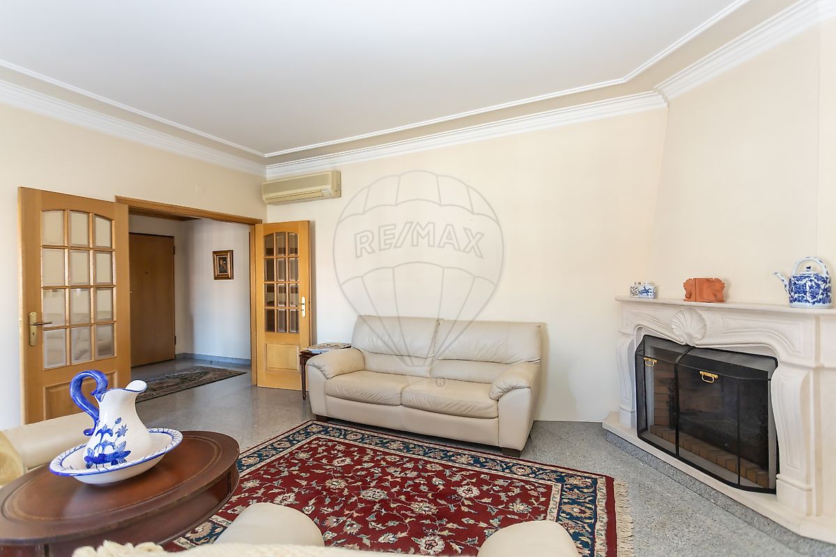 Apartamento T3 à venda em Amora, Seixal — foto 8