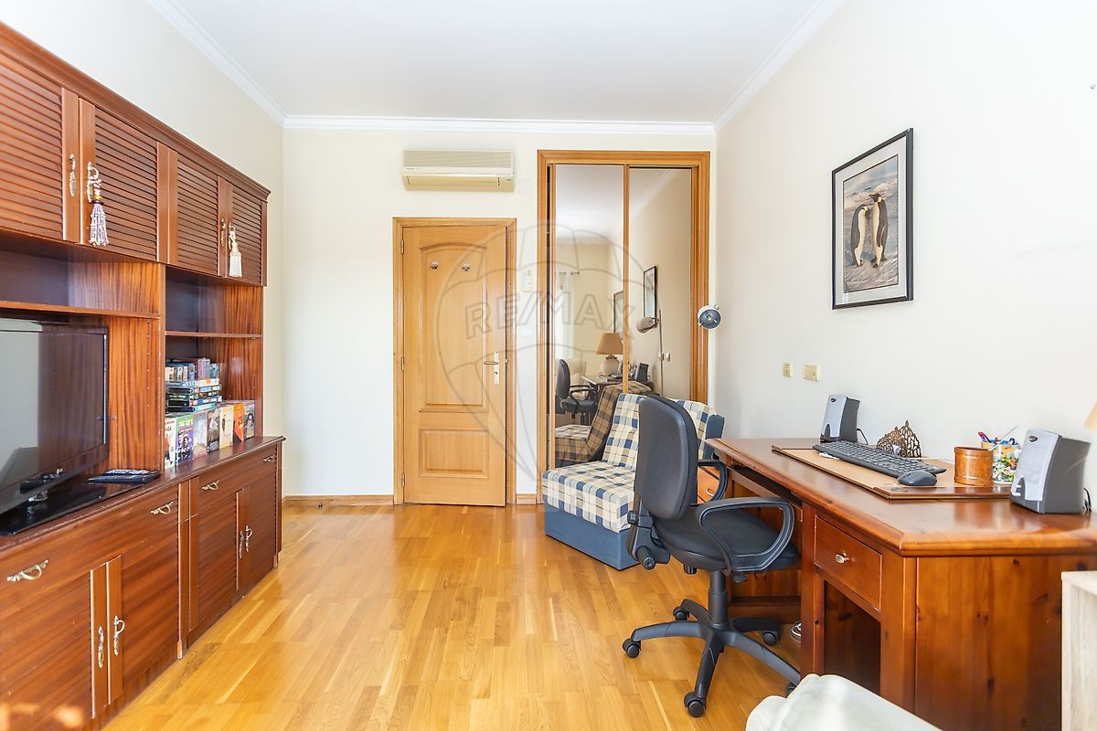 Apartamento T3 à venda em Amora, Seixal — foto 14