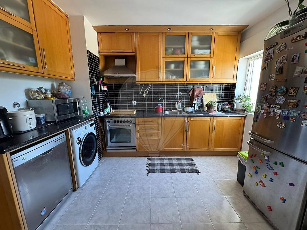 Apartamento T2 à venda em Almada