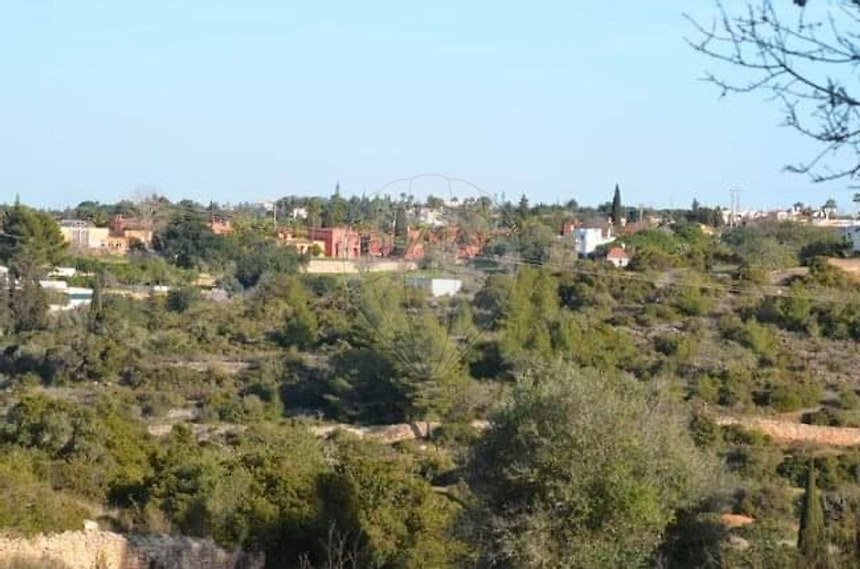 Terreno à venda em Lagoa (Algarve)