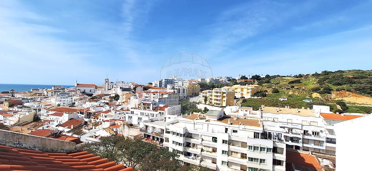 Apartamento T2 à venda em Albufeira